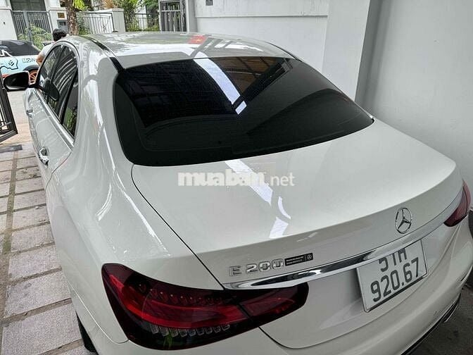 Mercedes Benz E200 FL 2022