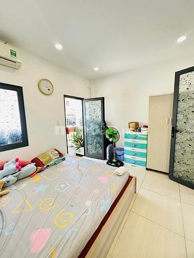 Chủ bán gấp nhà 3lau,57m,4PN,HXH,Phan Đăng Lưu,Bình Thạnh,hơn 7ty