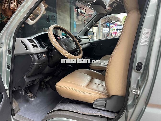 Toyota Hiace 2008 Commuter 2.7 - 150000 km