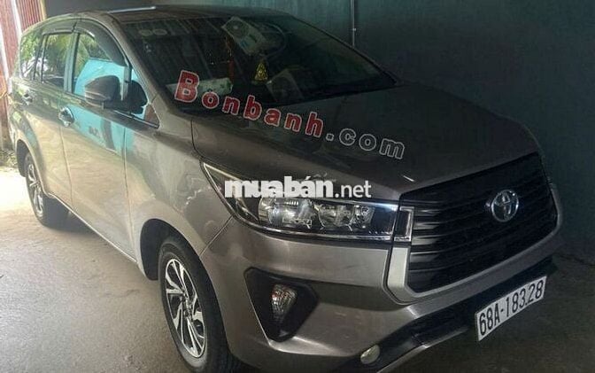 Xe Toyota Innova 2.0E 2020