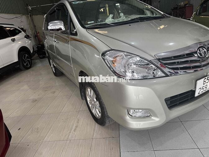 Toyota Innova 2008 G - 201234 km