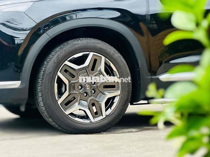 HYUNDAI SANTAFE FULL XĂNG 2023 ĐEN NHƯ MỚI