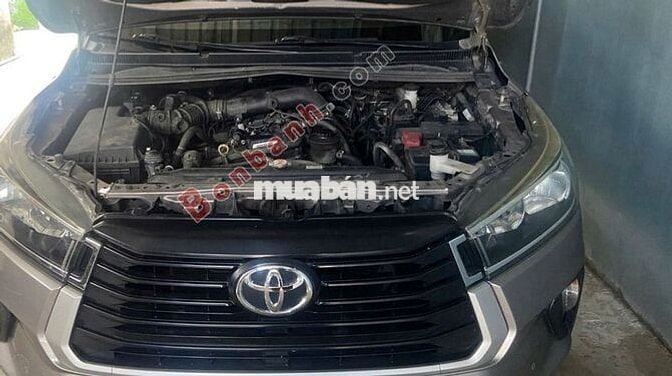 Xe Toyota Innova 2.0E 2020