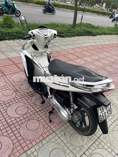 Honda AB Fi(2012)bstp,chính chủ,xe đẹp kengzin êm