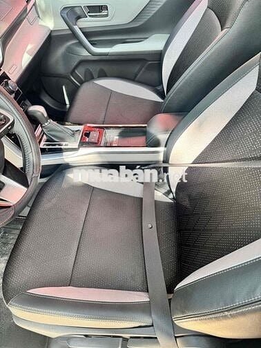 Toyota Veloz Cross Top 2025 - 3800 km 6XX
