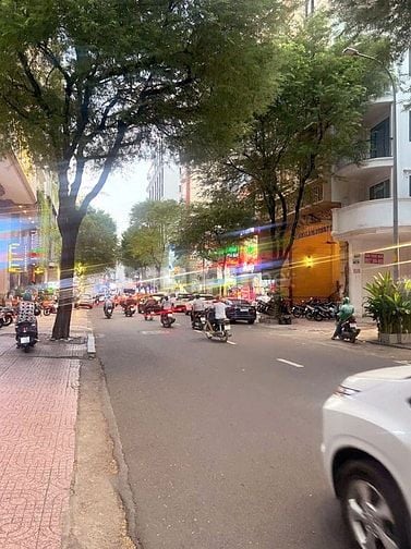 Bán nhà mặt tiền Phường Bến Thành, Q1, 93,8m², vị trí vàng hiếm có