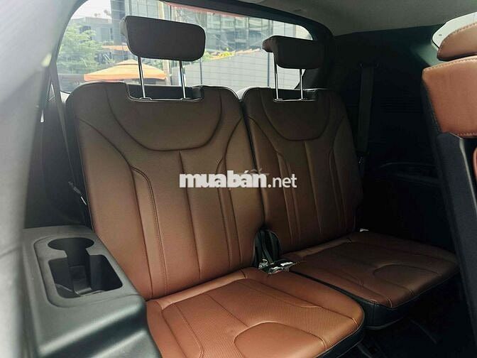 HYUNDAI SANTAFE FULL XĂNG 2023 ĐEN NHƯ MỚI