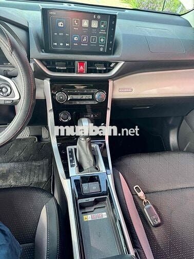 Toyota Veloz Cross Top 2025 - 3800 km 6XX