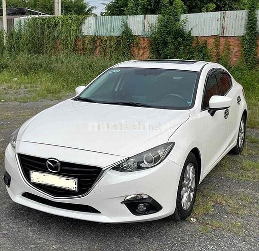 Mazda 3 2016 1.5 AT Sedan - 86000 km