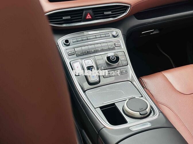HYUNDAI SANTAFE FULL XĂNG 2023 ĐEN NHƯ MỚI