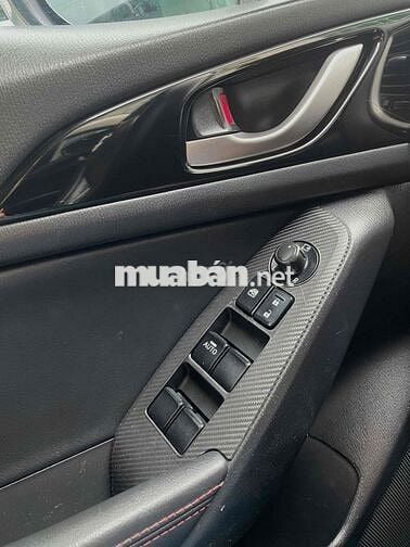 Mazda 3 2016 1.5 AT Sedan - 86000 km