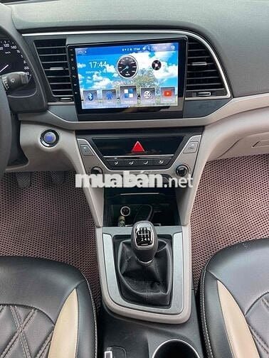 Hyundai Elantra 2016 - 78000 km