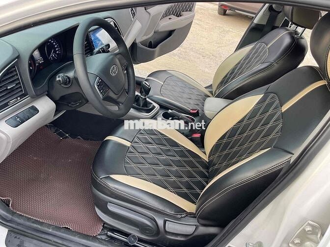 Hyundai Elantra 2016 - 78000 km