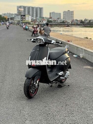 vespa sprin siêu lướt bản S đen nhám như xe new