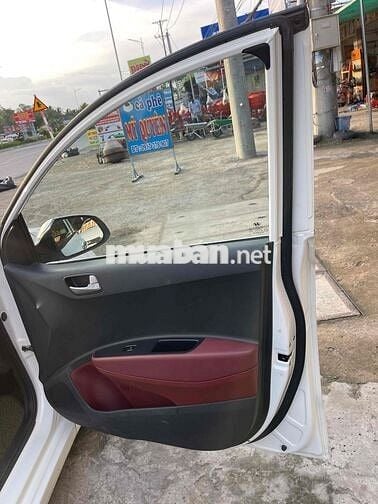 Hyundai Grand i10 2020 Hatchback 1.2 AT - 40000 km
