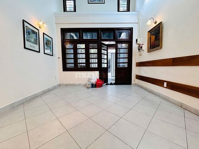 CHO THUÊ NHÀ HẺM 2/15 HÀM NGHI QUẬN 1 HẺM 6M