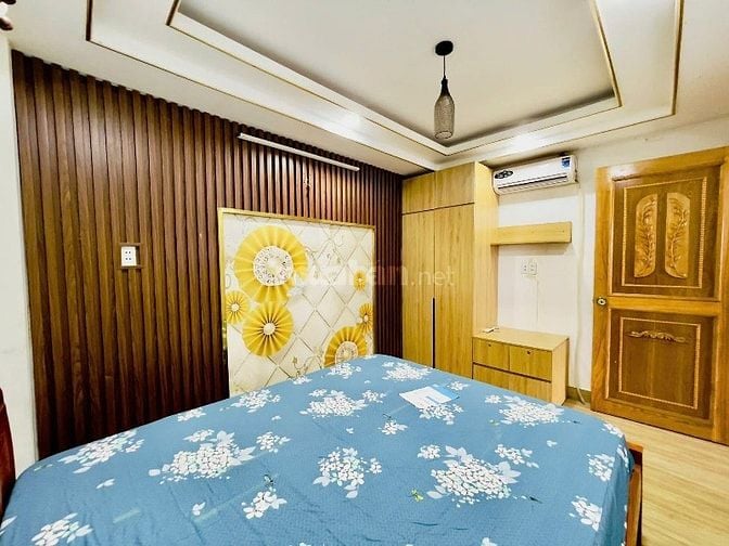 Thiện chí mua giảm nhiều nhà Phạm Văn Hai, Tân Bình. 5pn chốt 3tỷ250