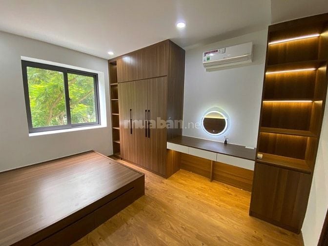 Nhà siêu chất tại Kim Giang , vài bước ra phố , 36 m, 5 tầng 