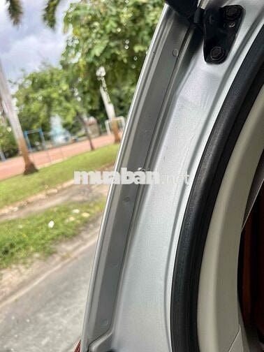 INNOVA 2.0E 2016 XE 1 CHỦ MUA MỚI XE ĐẸP MÁY ZIN