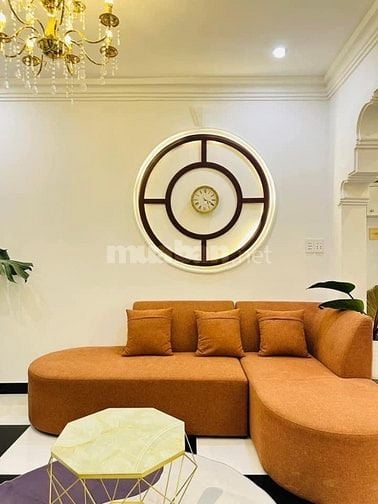 Chủ bán gấp căn Phạm Ngọc Thạch, p6, quận 3 giá 2tỷ780tr sổ hồng riền