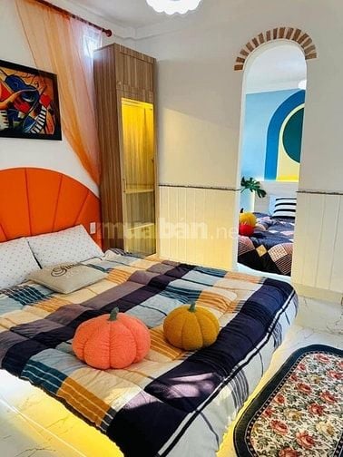 Chủ bán gấp căn Phạm Ngọc Thạch, p6, quận 3 giá 2tỷ780tr sổ hồng riền