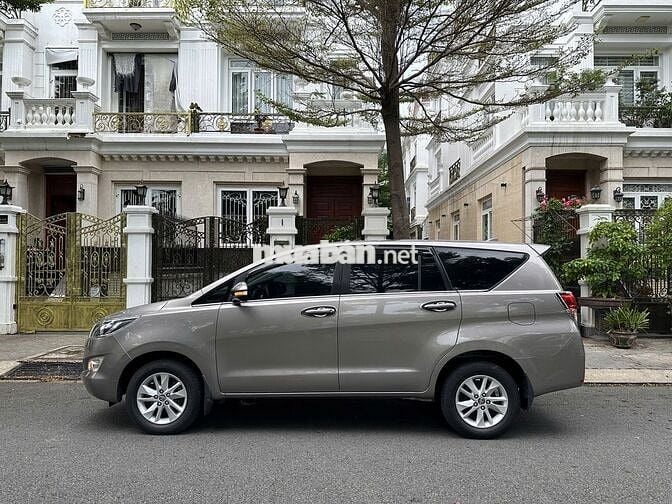 SIÊU PHẨM TOYOTA INNOVA 2017 2.0E ZIN A-Z