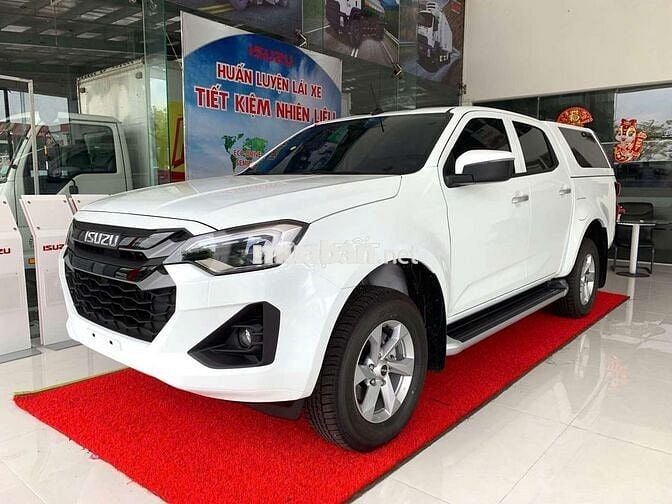 Dmax nhập khẩu Thái lan 2025, tự động máy dầu 1.9