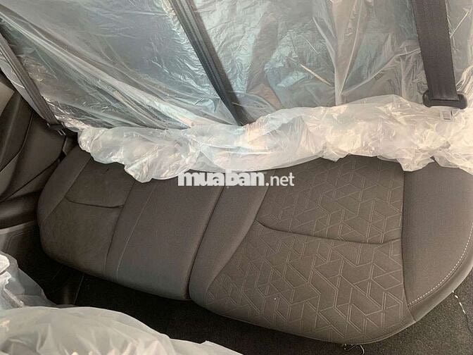 Dmax nhập khẩu Thái lan 2025, tự động máy dầu 1.9