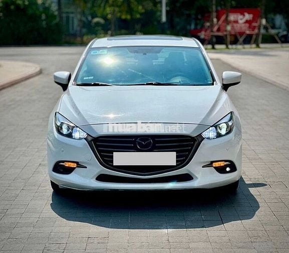 Mazda 3 2018 1.5 AT Sedan - 97000 km