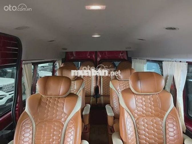 Ford Transit Limousine - 2022.