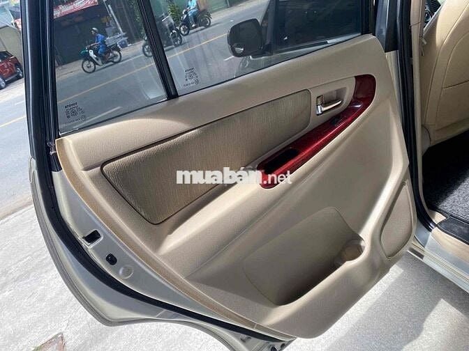 Toyota Innova 2006 G - 145000 km giá rẻ