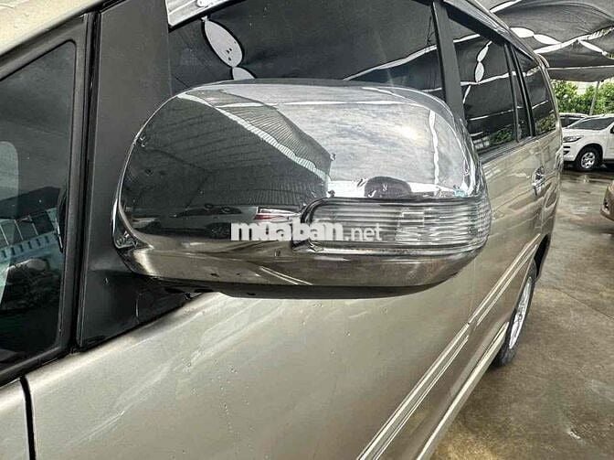 Toyota Innova 2013 2.0E - 135000 km