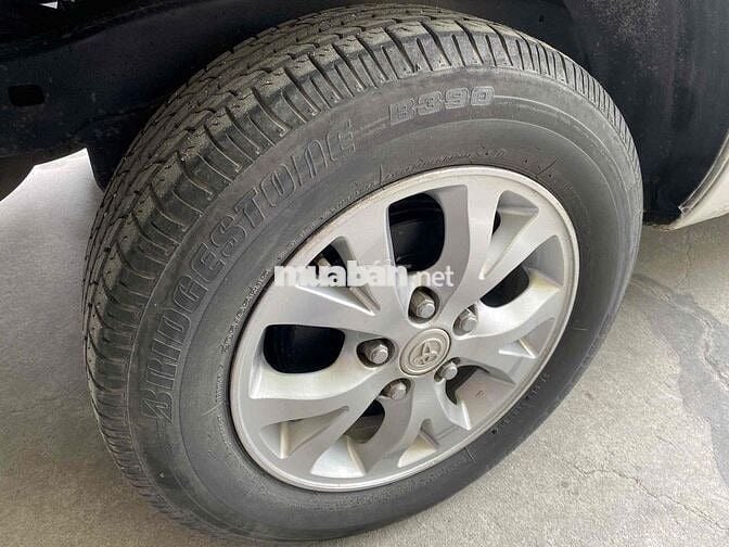 Toyota Innova 2006 G - 145000 km giá rẻ
