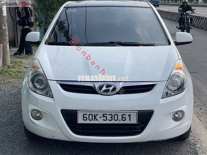 Hyundai i20 1.4 AT 2011-màu Trắng