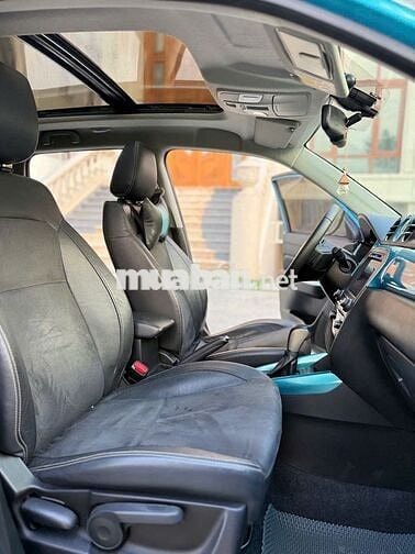 Suzuki Vitara 2016 1.6 AT chuẩn gia đình 44000 km