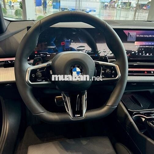 BMW 5 Series 2025