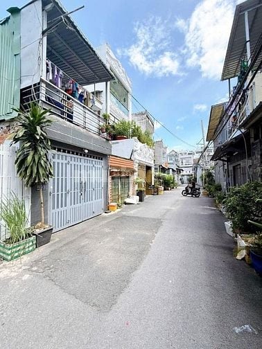 ⭐️Bán nhà nát DT:3,9x14,9m hẻm xe hơi 6m Lê Đức Thọ, P13, Q.Gò Vấp.