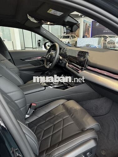 BMW 5 Series 2025