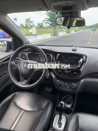 VinFast Fadil 2021 1.4 AT Premium - 67000 km