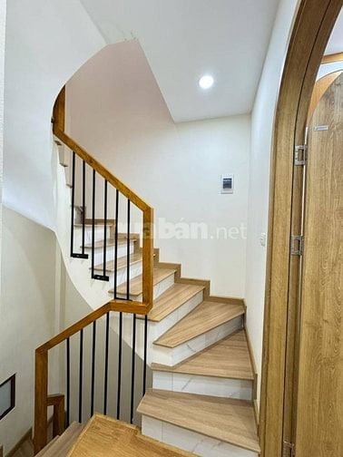 Nhà Đẹp Gần Đường Ô TÔ Khâm Thiên, ĐĐ 25m, 4 tầng, mt 3.9m, 6.7 tỷ