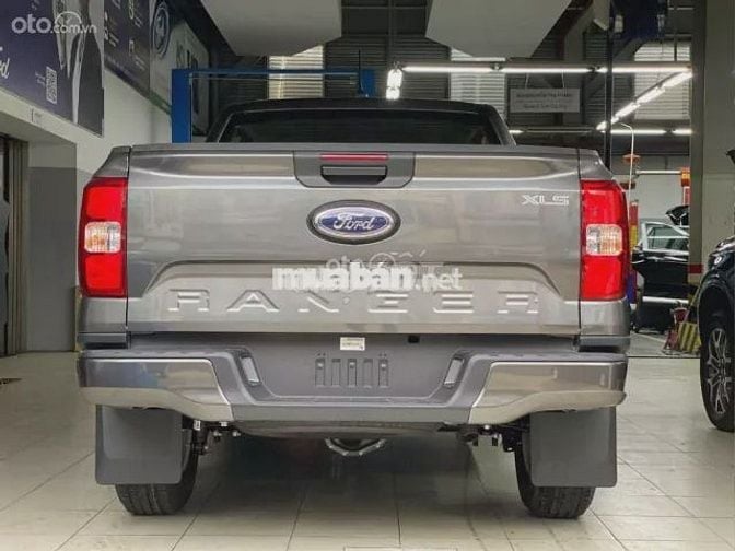 Ford Ranger XLS 2.0L 4x2 AT 2025