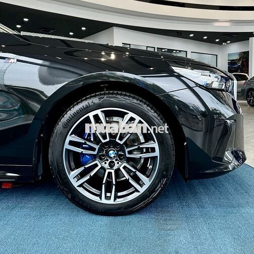 BMW 5 Series 2025