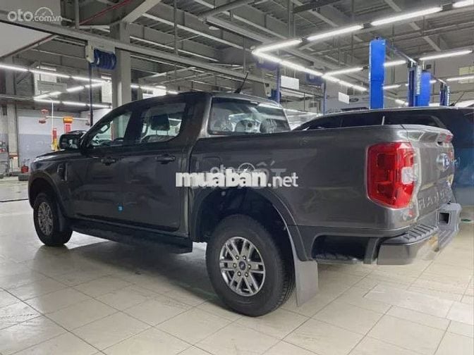 Ford Ranger XLS 2.0L 4x2 AT 2025