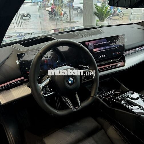 BMW 5 Series 2025