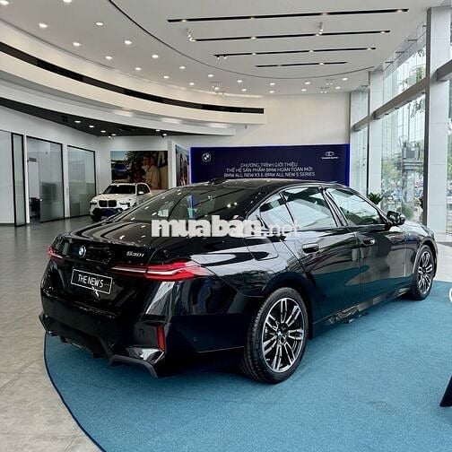 BMW 5 Series 2025
