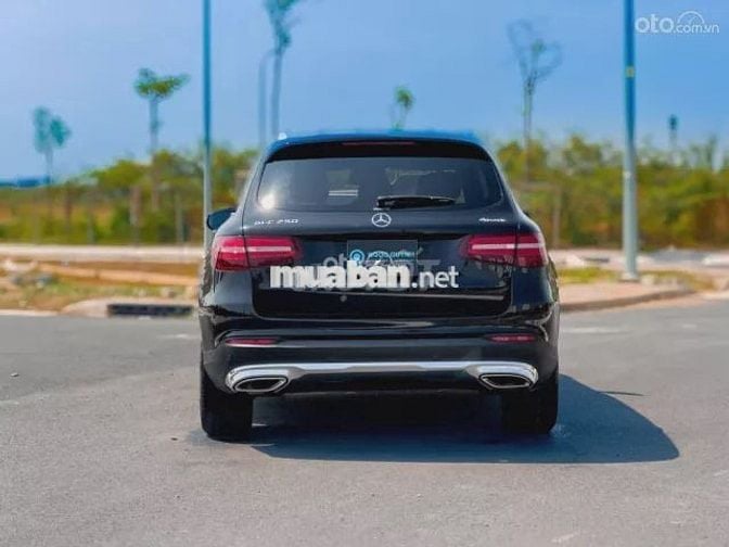 #Mercedes_Benz #GLC250_4Matic 2018 Model 2019.
