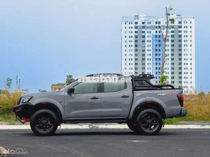 🛻 Navara 2023 PRO4X 2 Cầu Full Option 17.000Km