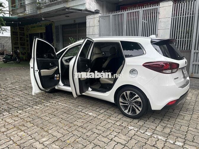 Kia Rondo 2017 2.0 GAT - 38000 km
