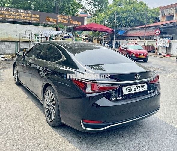 Cần bán Lexus ES250 Đen – Nội thất Nâu – SX 2020