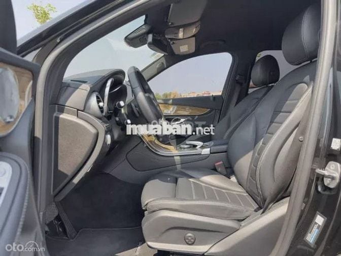 #Mercedes_Benz #GLC250_4Matic 2018 Model 2019.